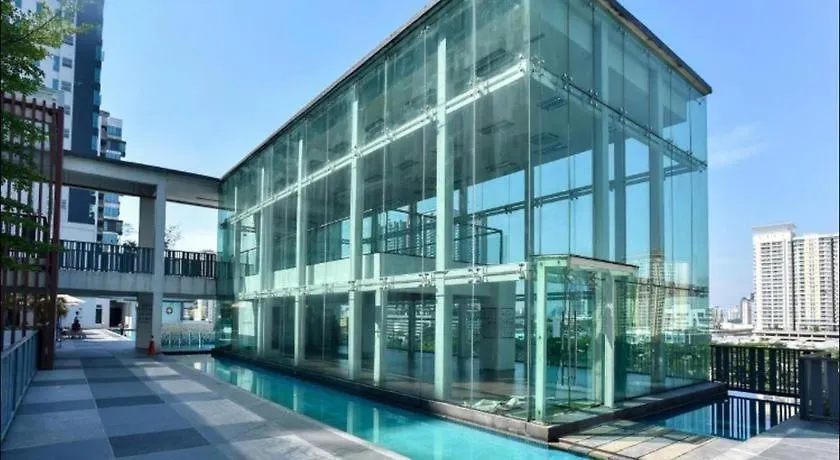 Honeymoon Suite By A Legacy Group Hotel - Klcc Lake View Kuala Lumpur Aparthotel