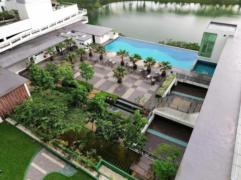 Honeymoon Suite By A Legacy Group Hotel - Klcc Lake View Kuala Lumpur Malaysia