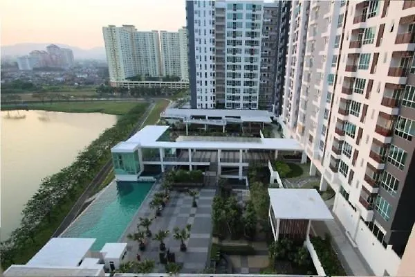 Honeymoon Suite By A Legacy Group Hotel - Klcc Lake View Kuala Lumpur Lägenhetshotell