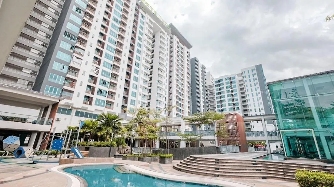 Honeymoon Suite By A Legacy Group Hotel - Klcc Lake View Kuala Lumpur