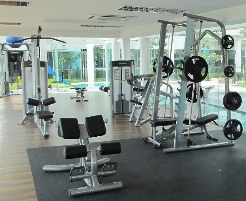 Honeymoon Suite By A Legacy Group Hotel - Klcc Lake View Kuala Lumpur Lägenhetshotell