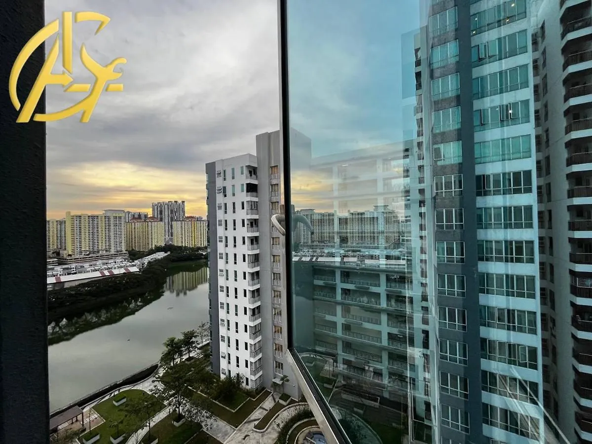 Honeymoon Suite By A Legacy Group Hotel - Klcc Lake View Kuala Lumpur