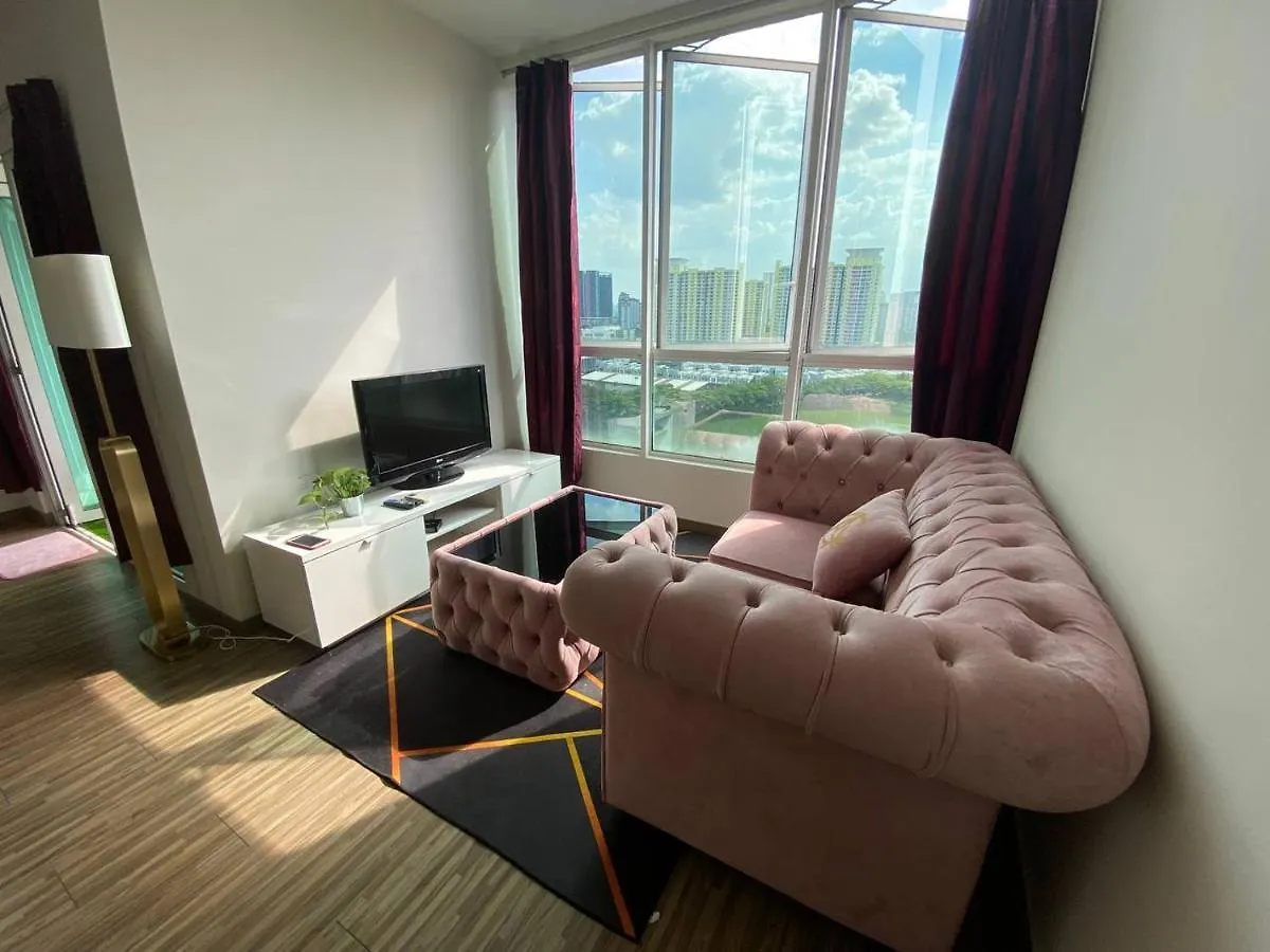 Honeymoon Suite By A Legacy Group Hotel - Klcc Lake View Kuala Lumpur Malaysia