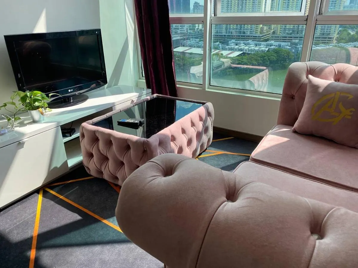 Honeymoon Suite By A Legacy Group Hotel - Klcc Lake View Kuala Lumpur Lägenhetshotell