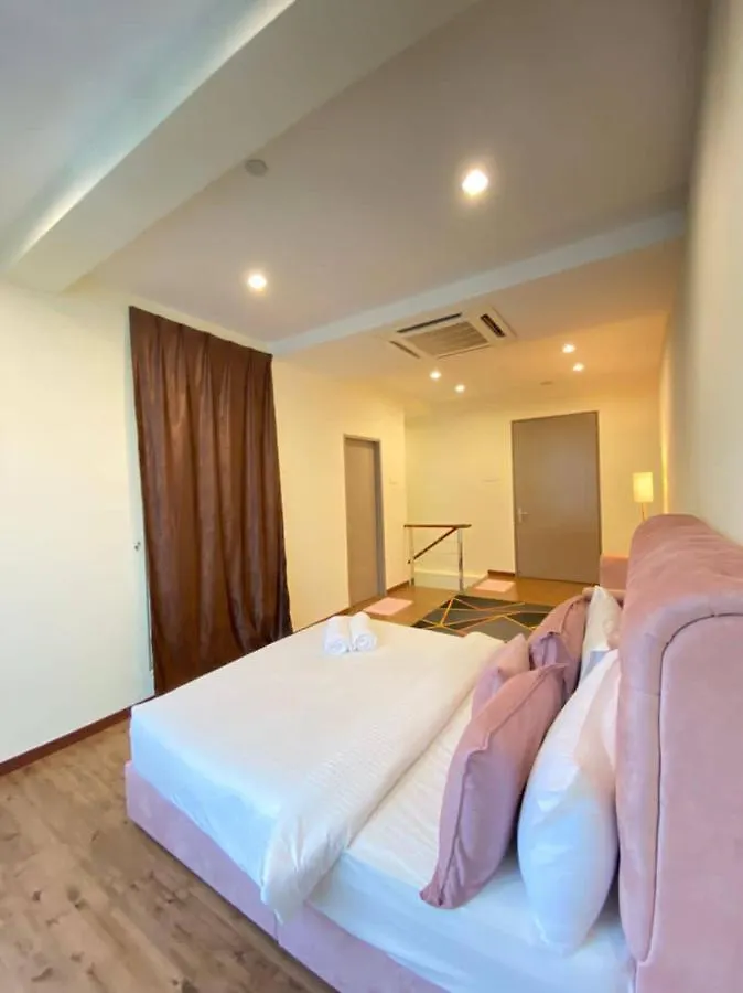 Lägenhetshotell Honeymoon Suite By A Legacy Group Hotel - Klcc Lake View Kuala Lumpur