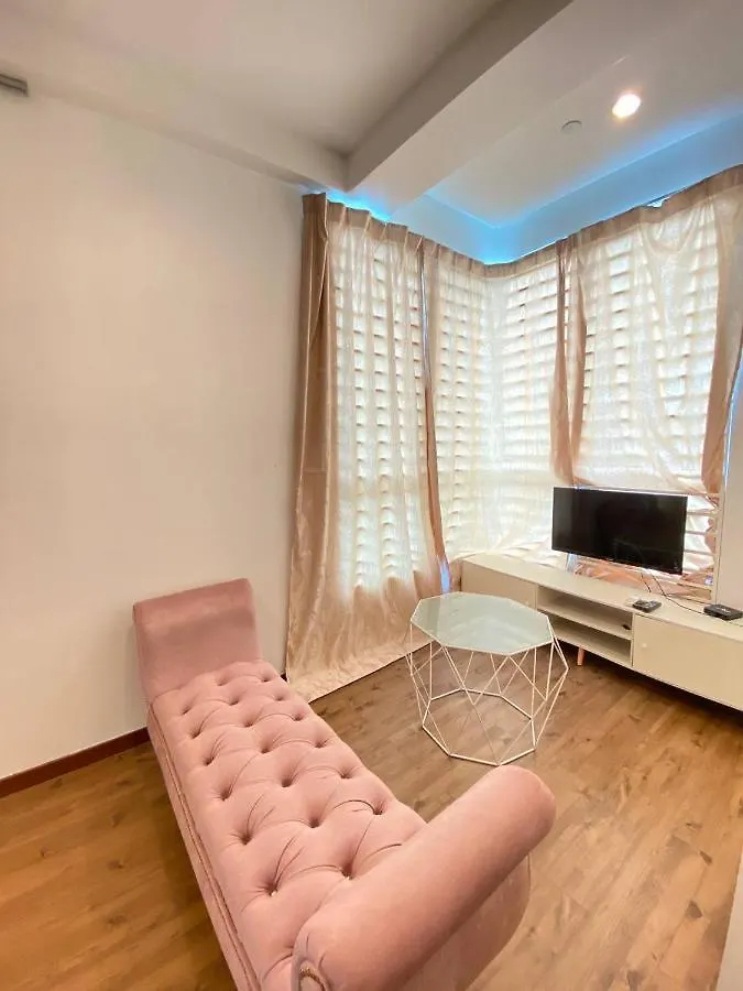 Honeymoon Suite By A Legacy Group Hotel - Klcc Lake View Kuala Lumpur
