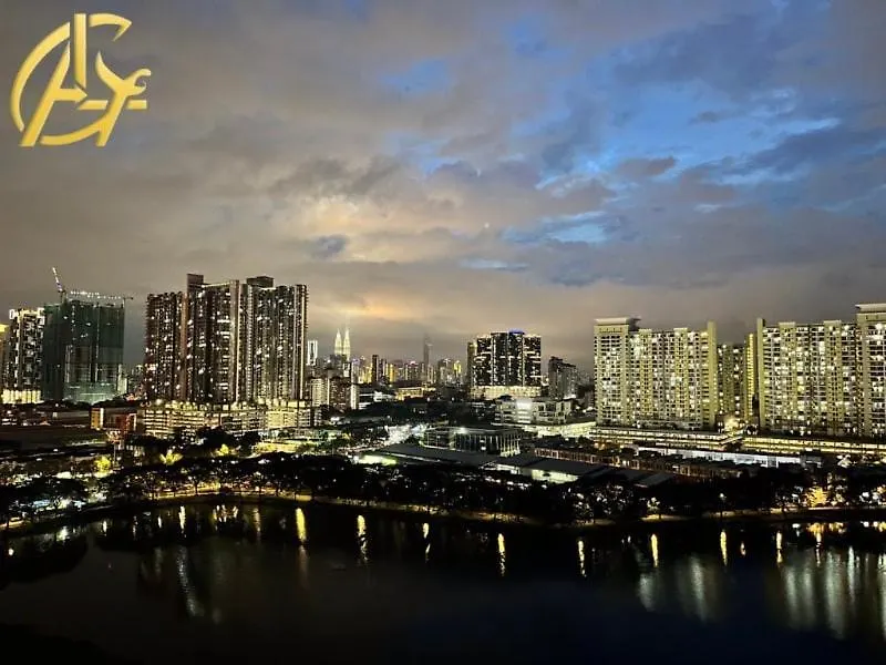 Honeymoon Suite By A Legacy Group Hotel - Klcc Lake View Kuala Lumpur